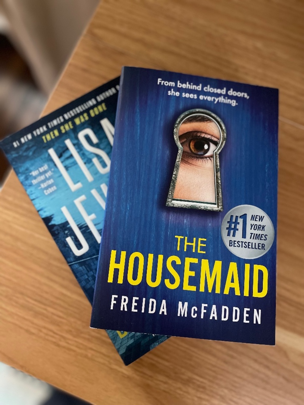 Freida McFadden + Lisa Jewell Thriller Bundle | The Housemaid +